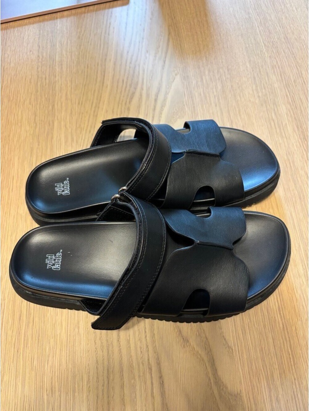 Wild Fable Black Chunky Slide Sandals – Size 9